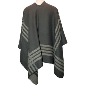💫HP💫 BB Dakota X Fab Fit Fun Poncho Charcoal striped OS